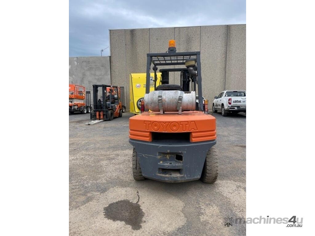 Used Toyota Material Handling Australia 02 5FG35 Counterbalance