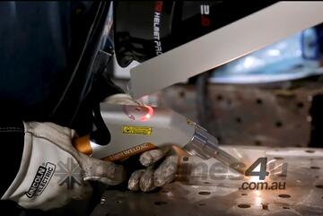 IPG LightWELD XC - Handheld Fiber Laser Welder with Cleaning Fuction