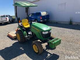 2016 John Deere 2025R - picture0' - Click to enlarge