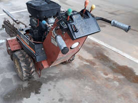 Ditch Witch 1220 Trencher Trenching - picture0' - Click to enlarge