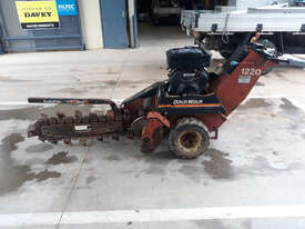 Ditch Witch 1220 Trencher Trenching - picture1' - Click to enlarge