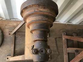 Woodlathe - Headstock and Tailstock - picture1' - Click to enlarge