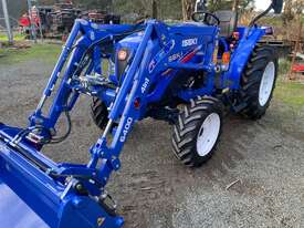Iseki TG6370 Compact Tractor c/w Loader - picture0' - Click to enlarge