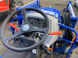 Iseki TG6370 Compact Tractor c/w Loader - picture2' - Click to enlarge