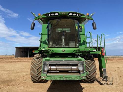 John Deere S690