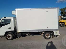 Fuso Canter NS 515 Standard Cab - picture2' - Click to enlarge