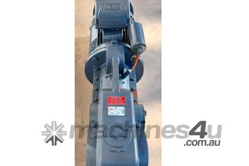 LLOYDS DEALS - 2013 15 kw Wirtgen Reduction Drive Rpm : 42 Ratio : 34 : 1 Typ 74141 LLOYDS DEALS - 2013 15 kw Wirtgen Reduction Drive Rpm : 42 Ratio : 34 : 1 Typ 74141