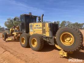 Komatsu GD655-5 - picture2' - Click to enlarge