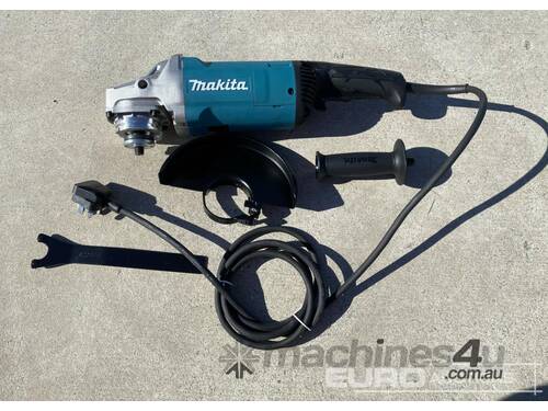 Unused Makita GA7060 180mm Angle Grinder