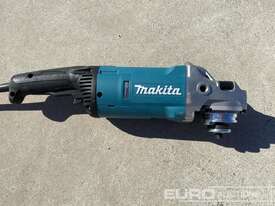 Unused Makita GA7060 180mm Angle Grinder - picture1' - Click to enlarge