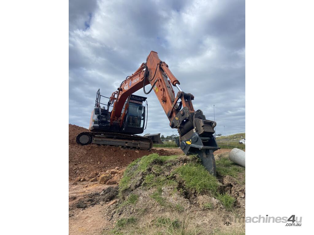 New geith 1114T Hydraulic Tilting Hitch Excavator tilt hitch in