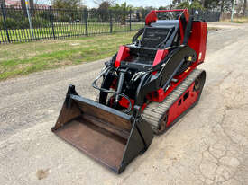 Toro TX1000 Skid Steer Loader - picture0' - Click to enlarge