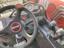 Manitou MT732 Telehandler - picture2' - Click to enlarge