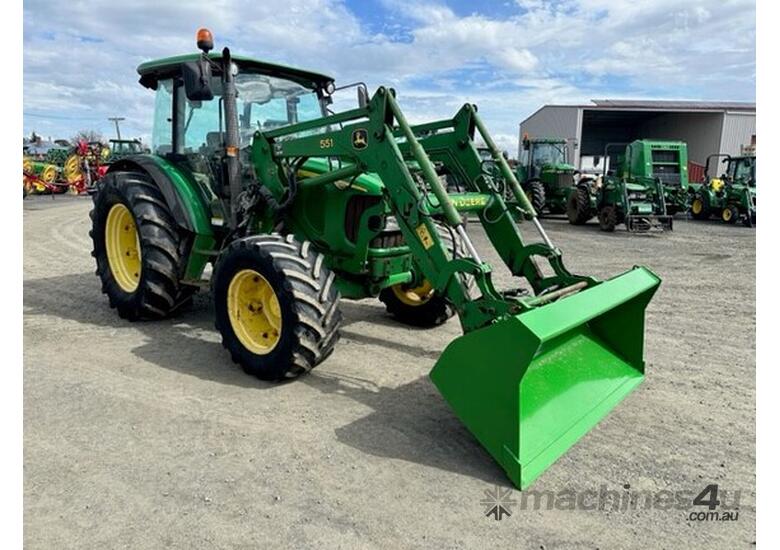 Used 2005 John Deere 2005 John Deere 5820 Premium Utility Tractors ...