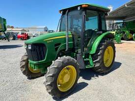 John Deere 5085M MFWD - picture2' - Click to enlarge