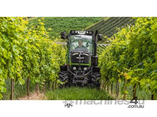 caption Fendt 200 V/F/P Vario Tractor