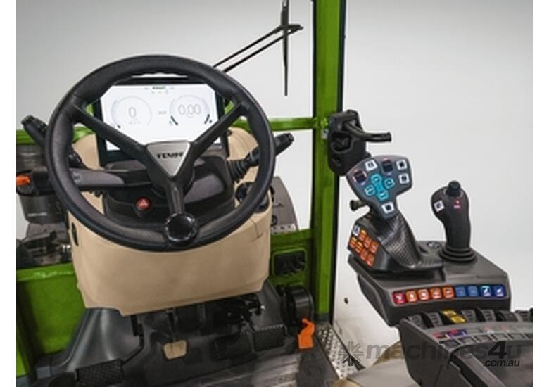 caption Fendt 200 V/F/P Vario Tractor
