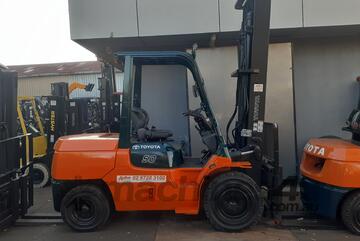 ACTIVE FORKLIFTS - Toyota 7FDA50 Diesel forklift for sale 5000mm Standard mast 5 ton Capacity