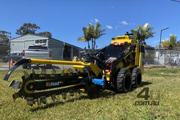  SWL30 Mini Loader with Trencher