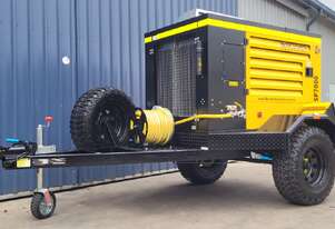 250cfm Rotary Screw Compressor: Diesel Driven, Mounted on a Heavy Duty Trailer