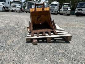 Jaws 600mm Backhoe Bucket - picture2' - Click to enlarge