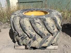 Logging Forwarder Tyre & RIm - picture2' - Click to enlarge