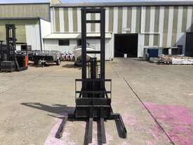 Crown 20IMT154A Reach Forklift - picture2' - Click to enlarge