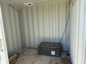 10 Foot Shipping Container - picture2' - Click to enlarge