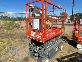 2018 Skyjack SJ1113219 Scissor Lift - picture2' - Click to enlarge