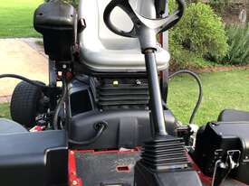 Toro 5010-H Reel master Mower - picture2' - Click to enlarge