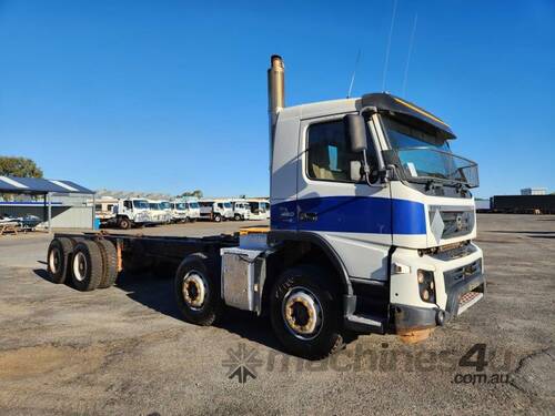 2012 Volvo FMX Series Cab Chassis Single Cab