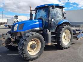 New Holland TS115A - picture0' - Click to enlarge