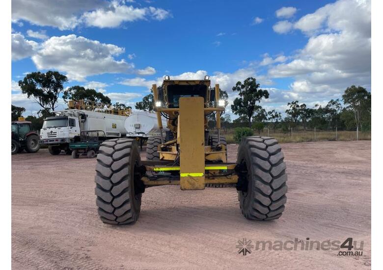 Used 2006 Caterpillar 16H Grader in , - Listed on Machines4u