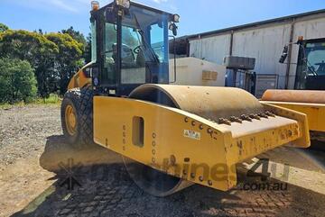 2012 CATERPILLAR CS76 16 TON SMOOTH DRUM ROLLER 2012 CATERPILLAR CS76 16 TON SMOOTH DRUM ROLLER