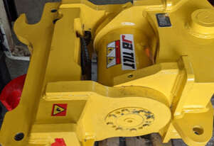 New JB Tilt Hitch to suit PC210, E.M.U.S AS284