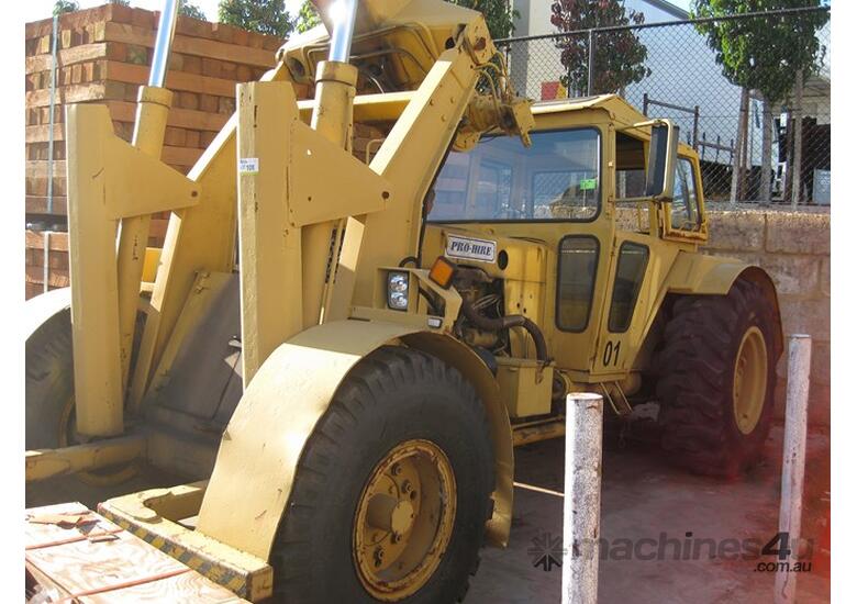 caption 10 ton BHB , 3 stage boom , running rope