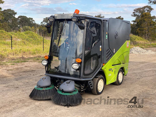 caption Green Machine 636HS Sweeper Sweeping/Cleaning