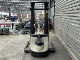 Crown SX 3000 Electric Walkie Stacker - picture1' - Click to enlarge