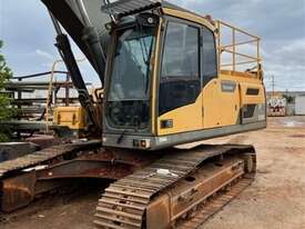 Volvo EC250DL - picture0' - Click to enlarge