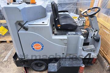 Industrial Cleaning Equipment Conquest XR46 Super Duty Scrubber (Refurbished)