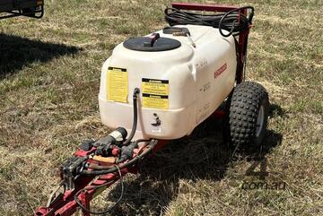 CROPLANDS 300L TRAILING SPRAYER