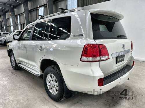 2010 Toyota Landcruiser GXL Wagon (4.7L V8 Petrol) (Auto)