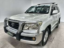 2010 Toyota Landcruiser GXL Wagon (4.7L V8 Petrol) (Auto) - picture0' - Click to enlarge