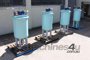   Fiberglass Mixing Tank