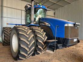 2004 New Holland TJ500 4Wd Tractor - picture0' - Click to enlarge