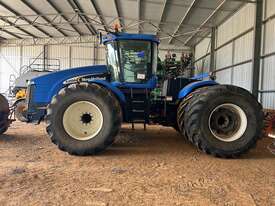 2004 New Holland TJ500 4Wd Tractor - picture0' - Click to enlarge