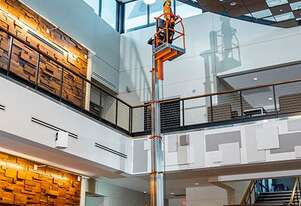 Snorkel   UL25 DC Vertical Lift