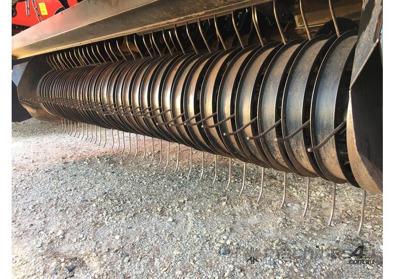 caption 2018 CASE IH RB465 VARIABLE CHAMBER ROUND BALER