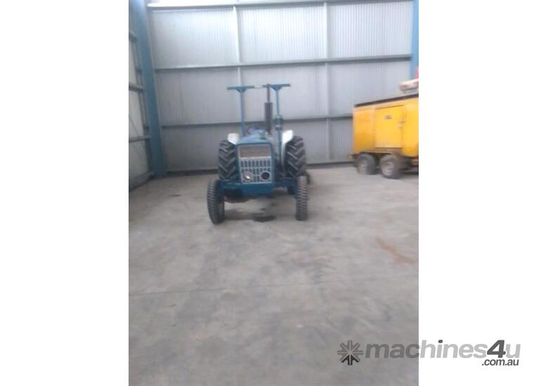 caption FORD 3000 WITH SLASHER
