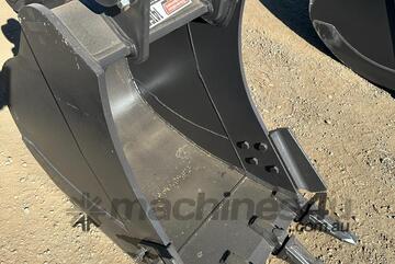 600mm GP/Digging Bucket - to Suit 10-17T Excavator